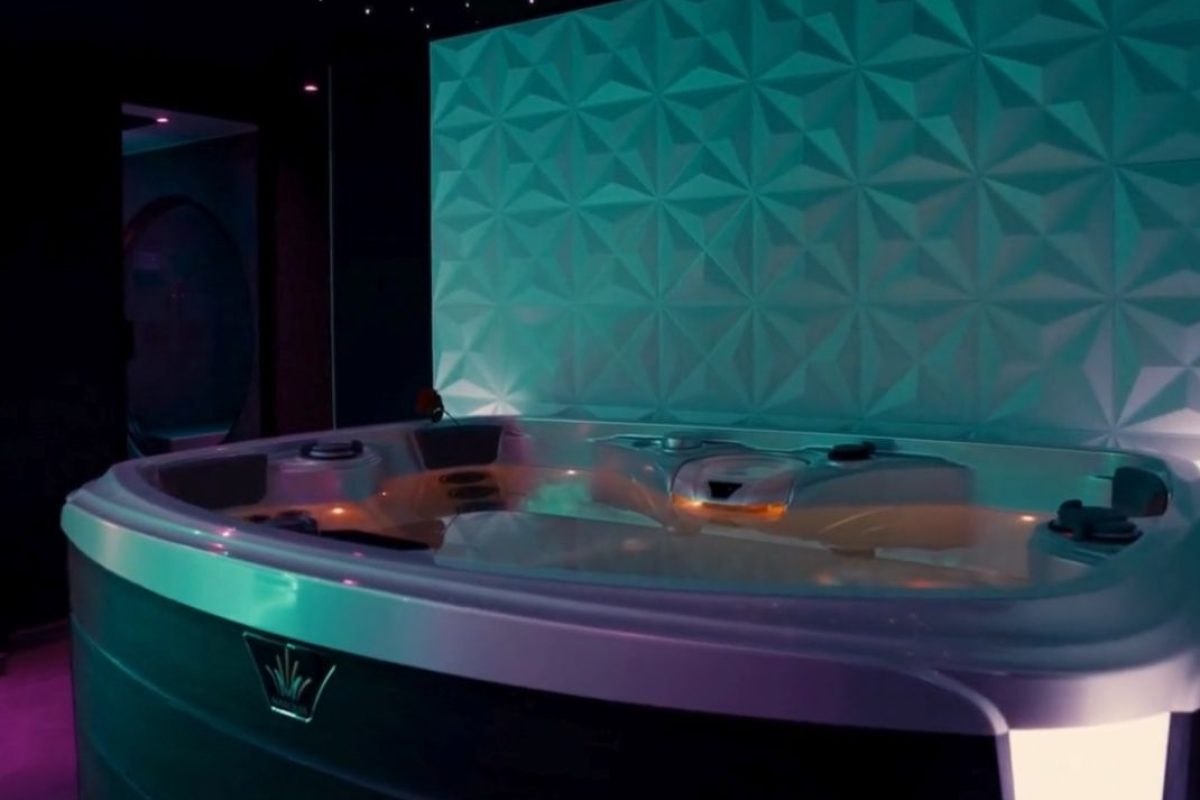 PHOTO-2025-11-22-17-58-48 2